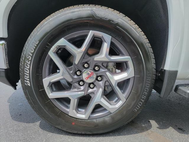 new 2025 GMC Sierra 1500 car, priced at $57,175