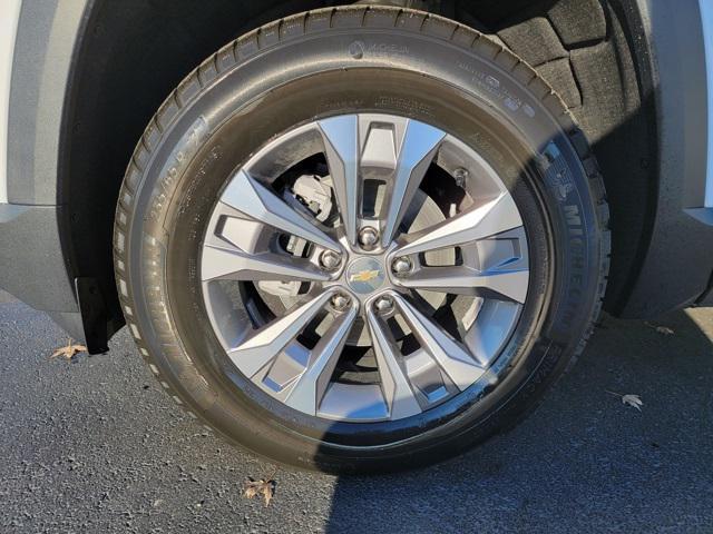 new 2026 Chevrolet Equinox car, priced at $31,870