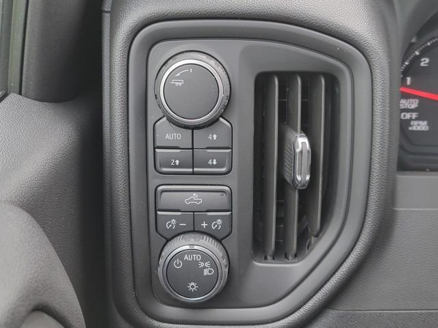 new 2025 Chevrolet Silverado 1500 car, priced at $47,690