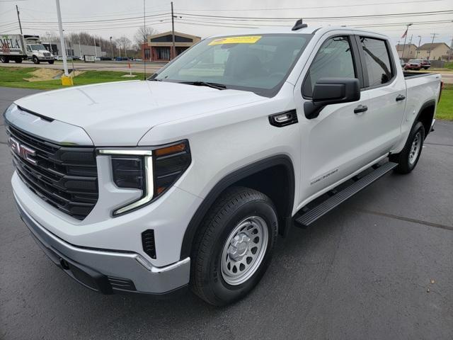 new 2025 GMC Sierra 1500 car, priced at $40,110