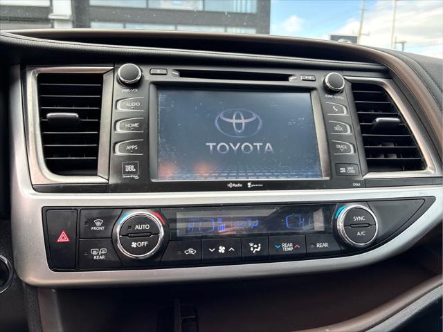 used 2015 Toyota Highlander car, priced at $15,937