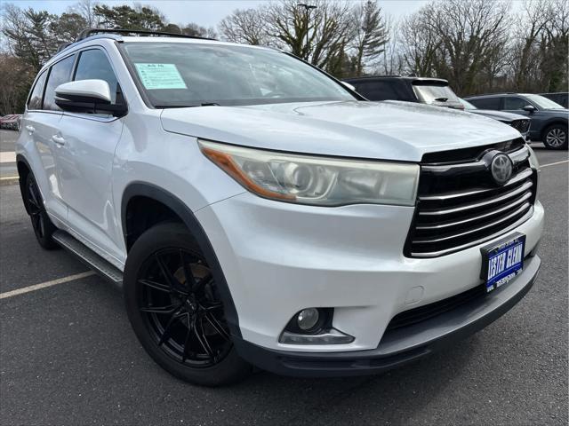 used 2015 Toyota Highlander car, priced at $15,937