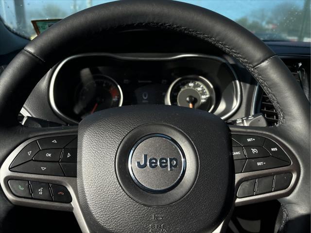 used 2019 Jeep Cherokee car, priced at $16,506