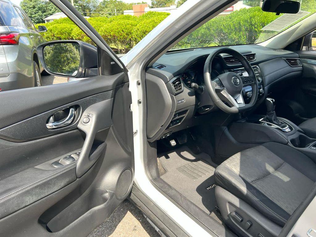 used 2017 Nissan Rogue car, priced at $9,237