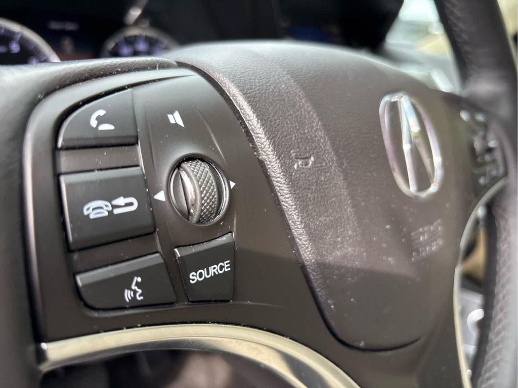 used 2014 Acura MDX car, priced at $14,637