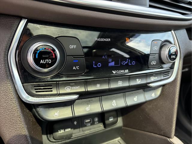 used 2019 Hyundai Santa Fe car, priced at $19,937
