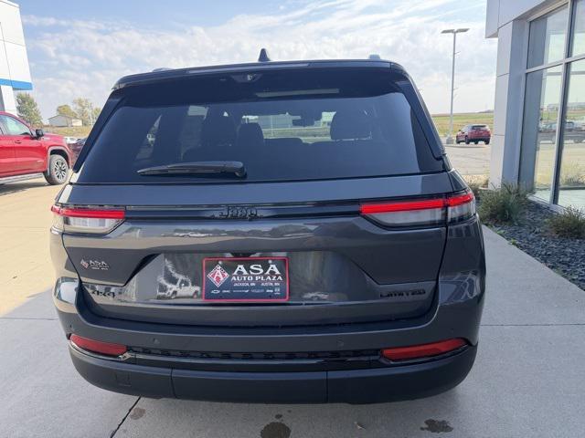 new 2025 Jeep Grand Cherokee car, priced at $54,405