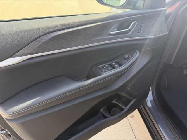 new 2025 Jeep Grand Cherokee car, priced at $54,405