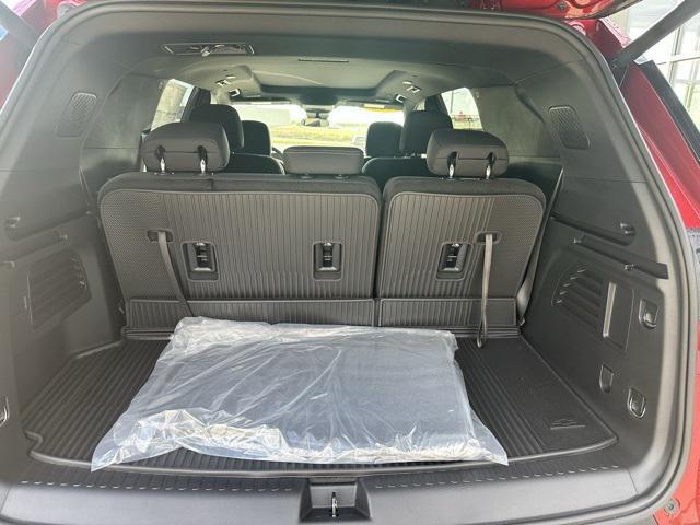 new 2026 Chevrolet Traverse car, priced at $48,115
