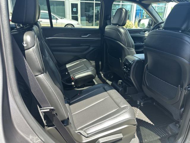 used 2025 Jeep Grand Cherokee L car