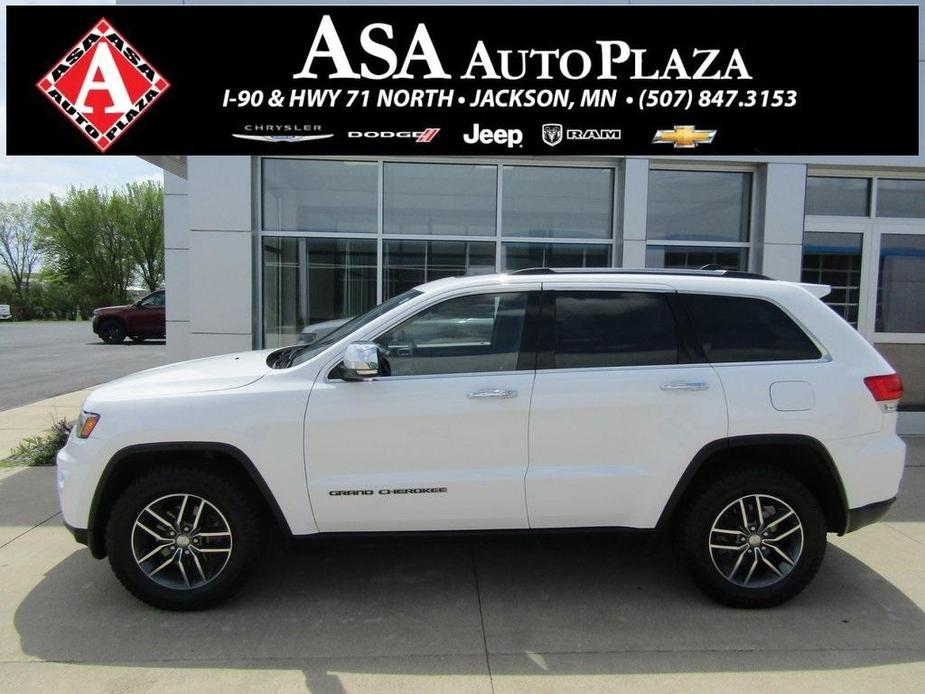 used 2017 Jeep Grand Cherokee car, priced at $20,900