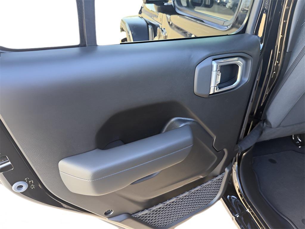 new 2026 Jeep Gladiator car, priced at $49,305