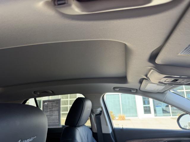 used 2023 Buick Envision car, priced at $35,642