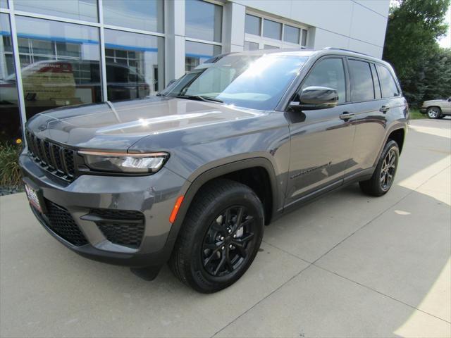 new 2024 Jeep Grand Cherokee car, priced at $48,025