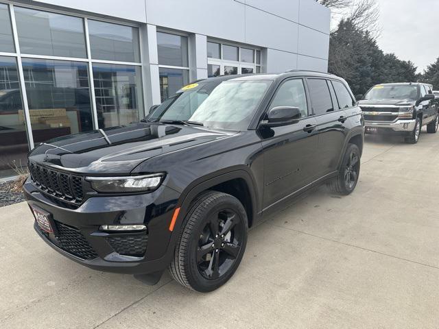 new 2025 Jeep Grand Cherokee car, priced at $51,030