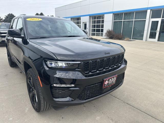 new 2025 Jeep Grand Cherokee car, priced at $51,030