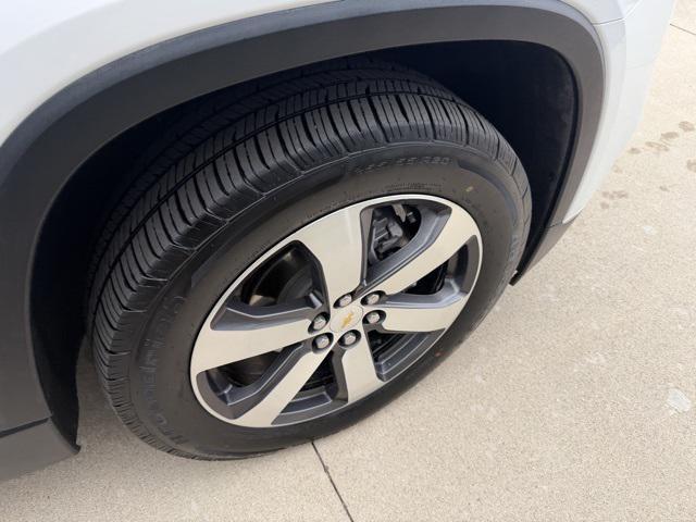 used 2021 Chevrolet Traverse car, priced at $23,924