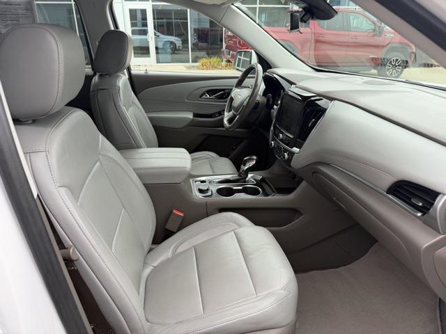 used 2021 Chevrolet Traverse car, priced at $23,924