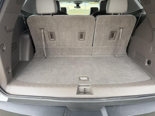 used 2021 Chevrolet Traverse car, priced at $23,924