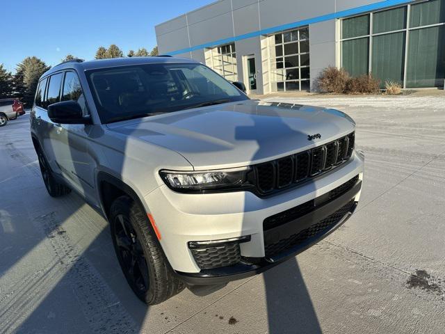 used 2023 Jeep Grand Cherokee L car, priced at $35,998