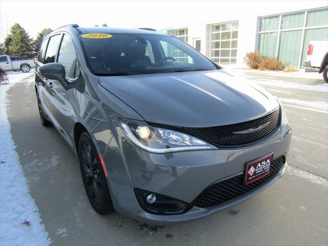 used 2020 Chrysler Pacifica car, priced at $19,444