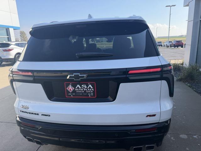 used 2025 Chevrolet Traverse car, priced at $53,974