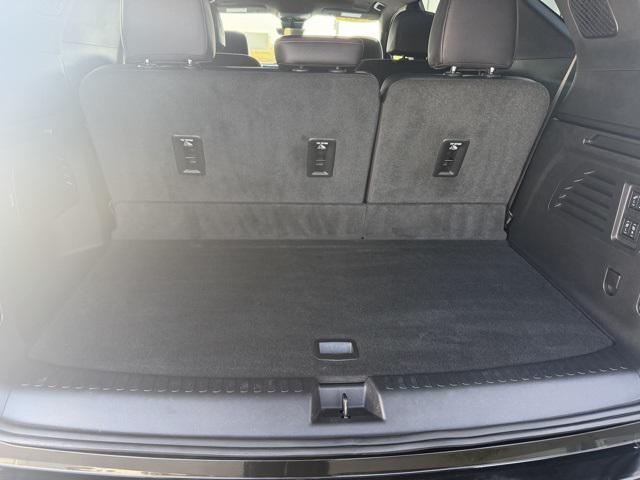 used 2025 Chevrolet Traverse car, priced at $53,974