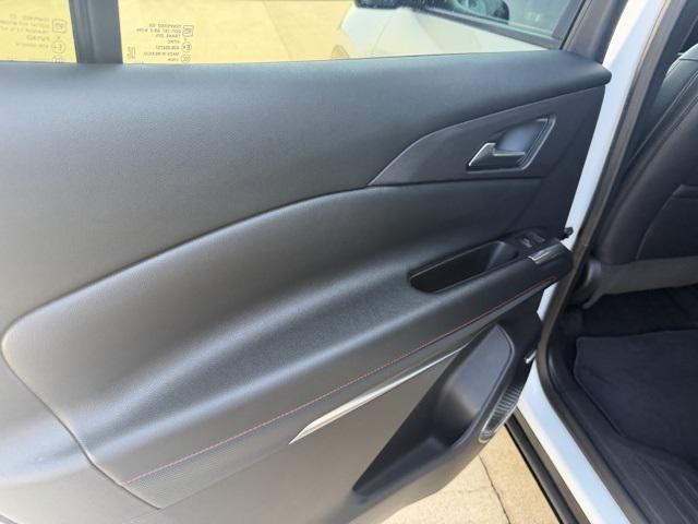 used 2025 Chevrolet Traverse car, priced at $53,974