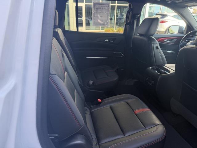 used 2025 Chevrolet Traverse car, priced at $53,974