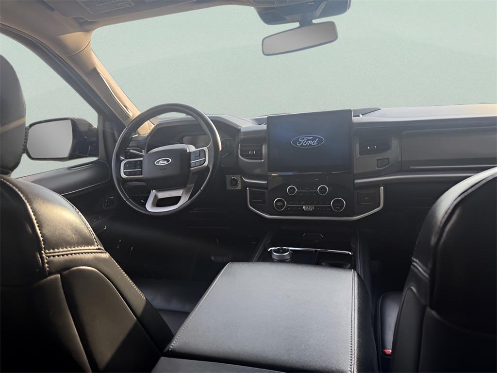 used 2022 Ford Expedition car, priced at $45,525