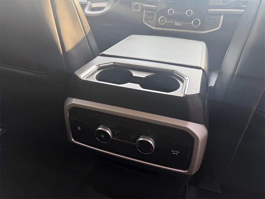 used 2022 Ford Expedition car, priced at $45,525