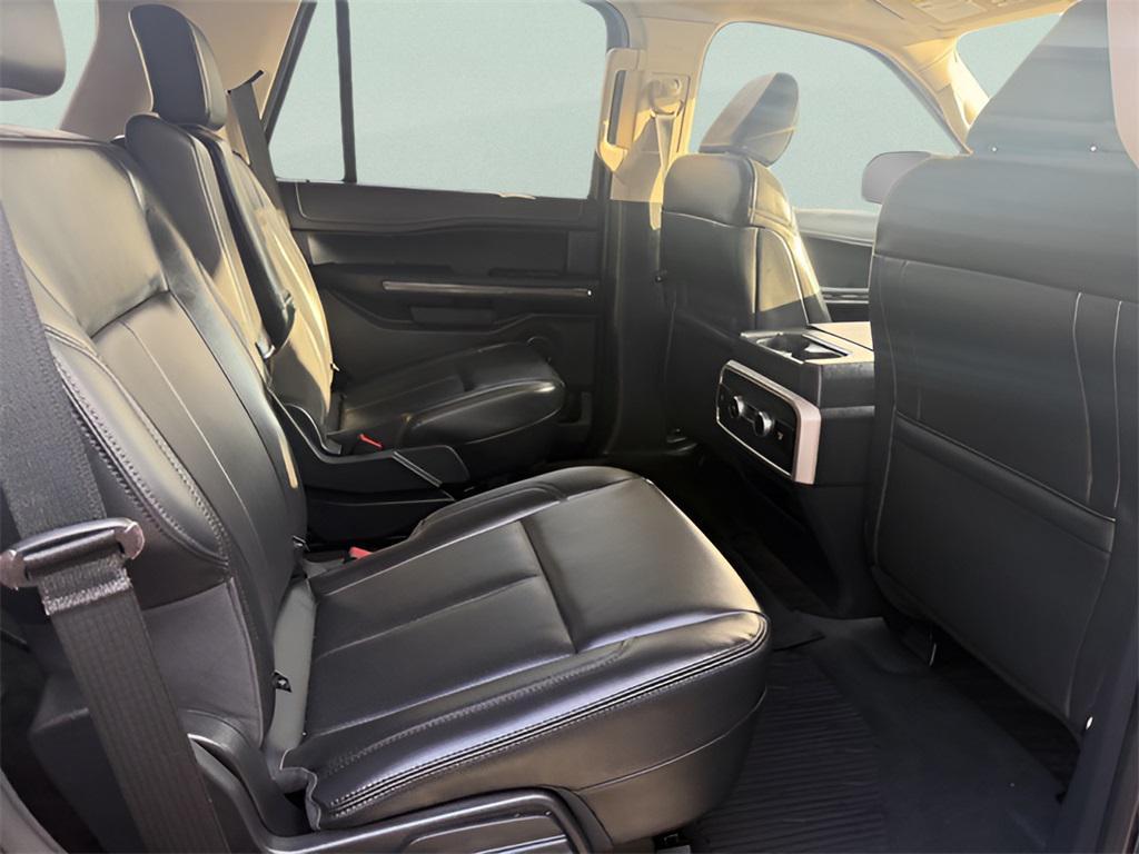 used 2022 Ford Expedition car, priced at $45,525