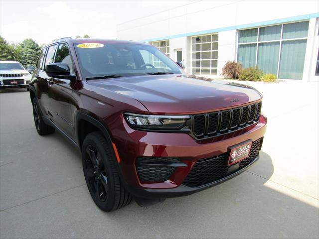 new 2024 Jeep Grand Cherokee car, priced at $48,675