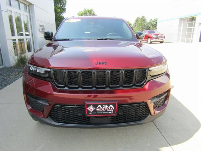 new 2024 Jeep Grand Cherokee car, priced at $48,675