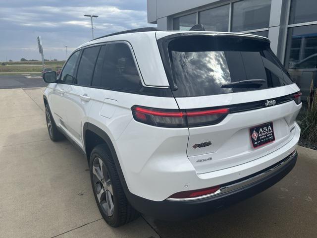 new 2025 Jeep Grand Cherokee car, priced at $53,710