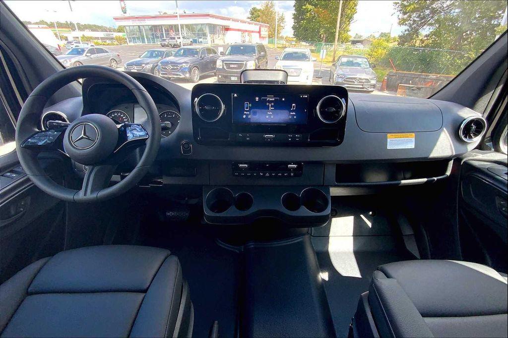 new 2025 Mercedes-Benz Sprinter 2500 car, priced at $76,804