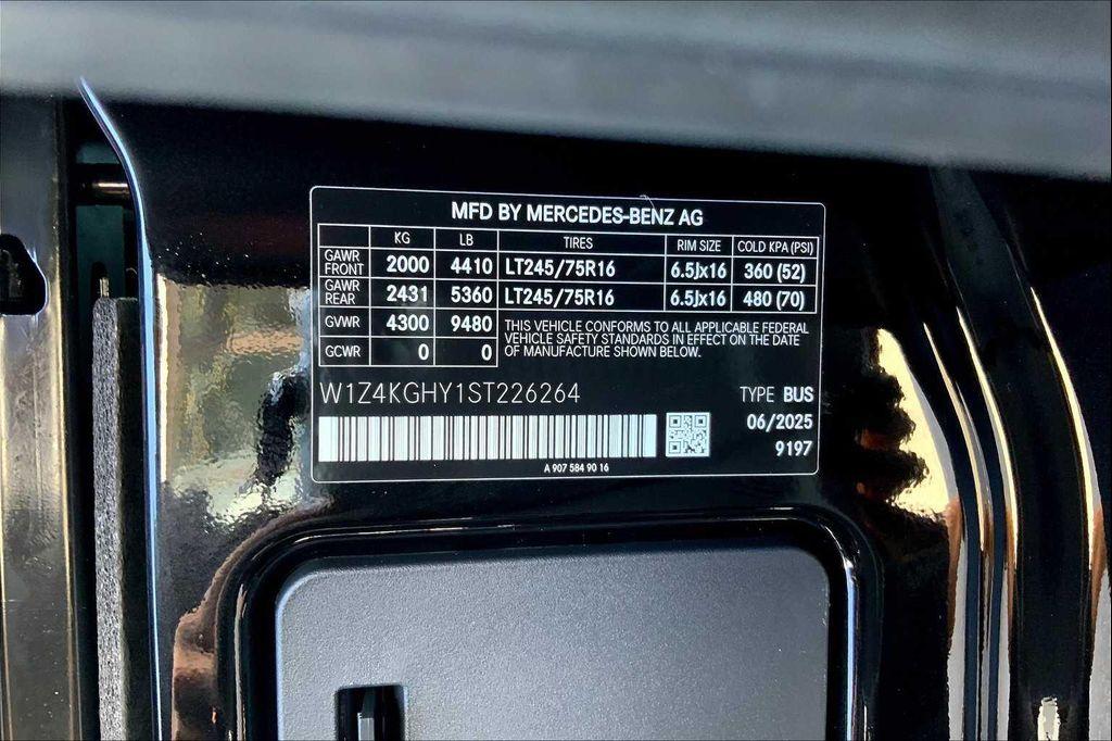 new 2025 Mercedes-Benz Sprinter 2500 car, priced at $76,804