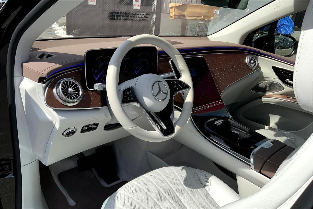 new 2023 Mercedes-Benz EQS 450 car, priced at $115,100