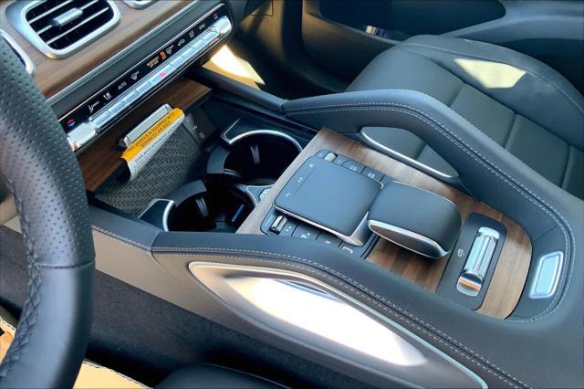 new 2025 Mercedes-Benz GLS 450 car, priced at $95,365