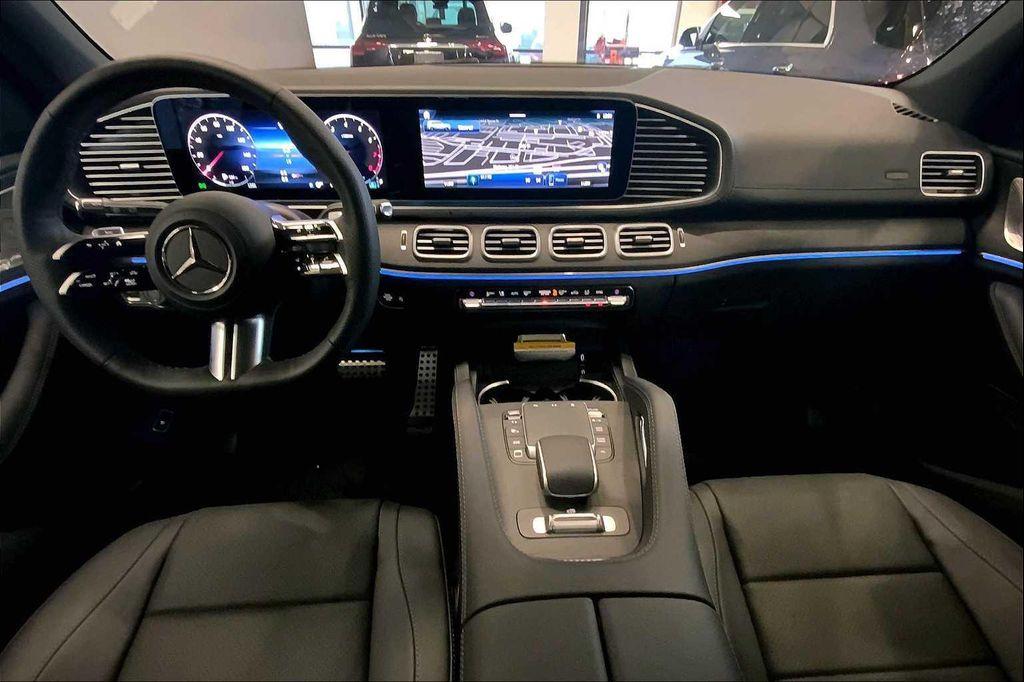 new 2025 Mercedes-Benz GLS 450 car, priced at $94,185