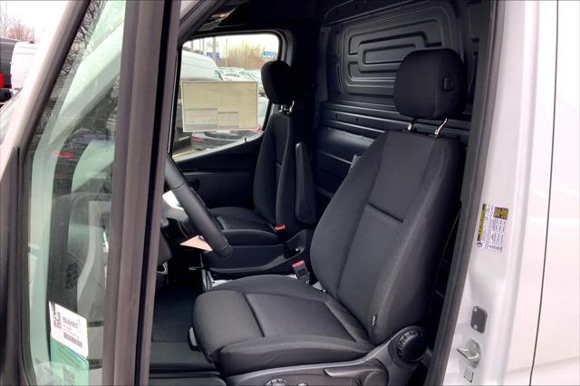 new 2025 Mercedes-Benz Sprinter 2500 car, priced at $67,553