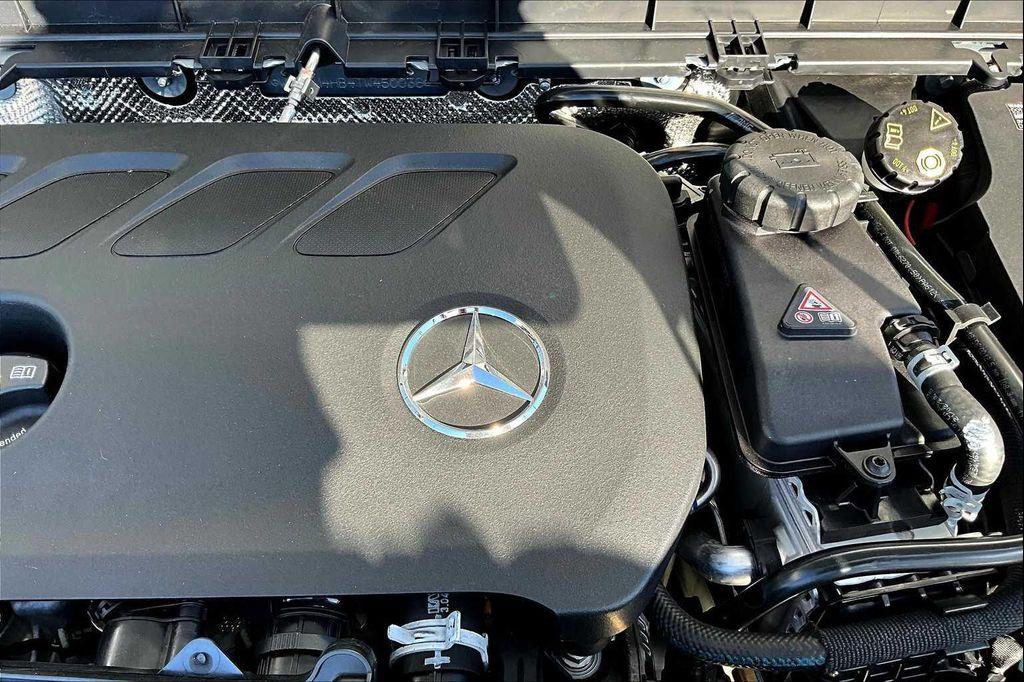 new 2026 Mercedes-Benz GLB 250 car, priced at $54,825