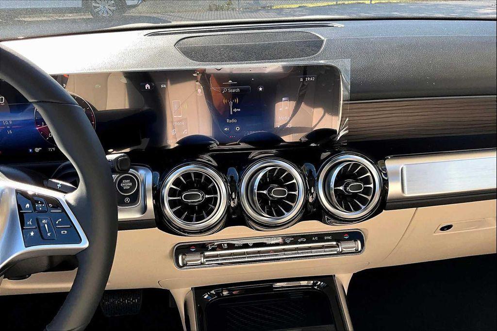 new 2026 Mercedes-Benz GLB 250 car, priced at $54,825