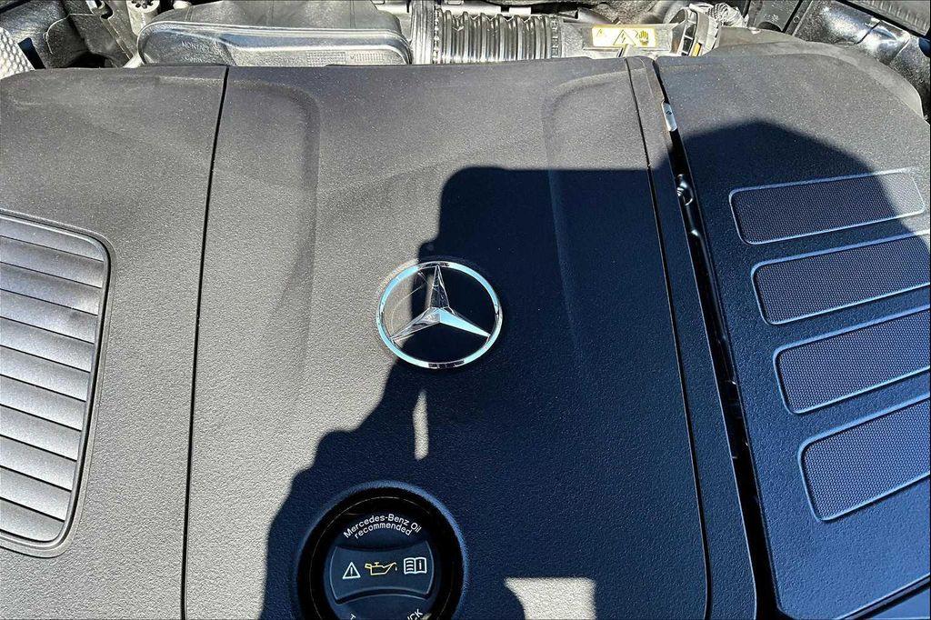 new 2026 Mercedes-Benz GLC 300 car, priced at $58,220