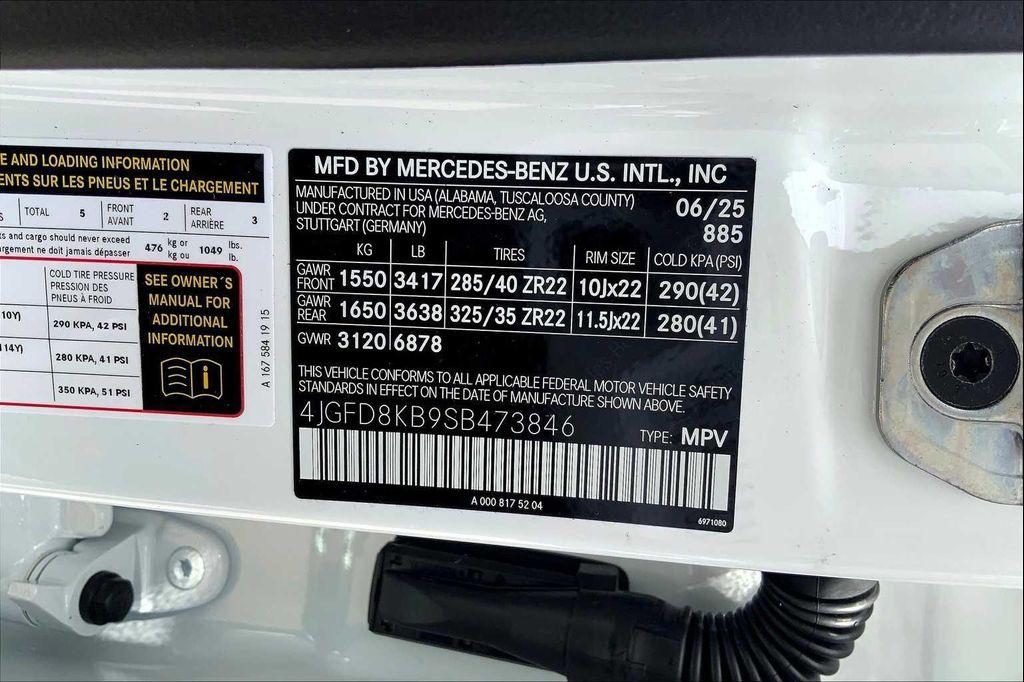 new 2025 Mercedes-Benz AMG GLE 63 car, priced at $145,890