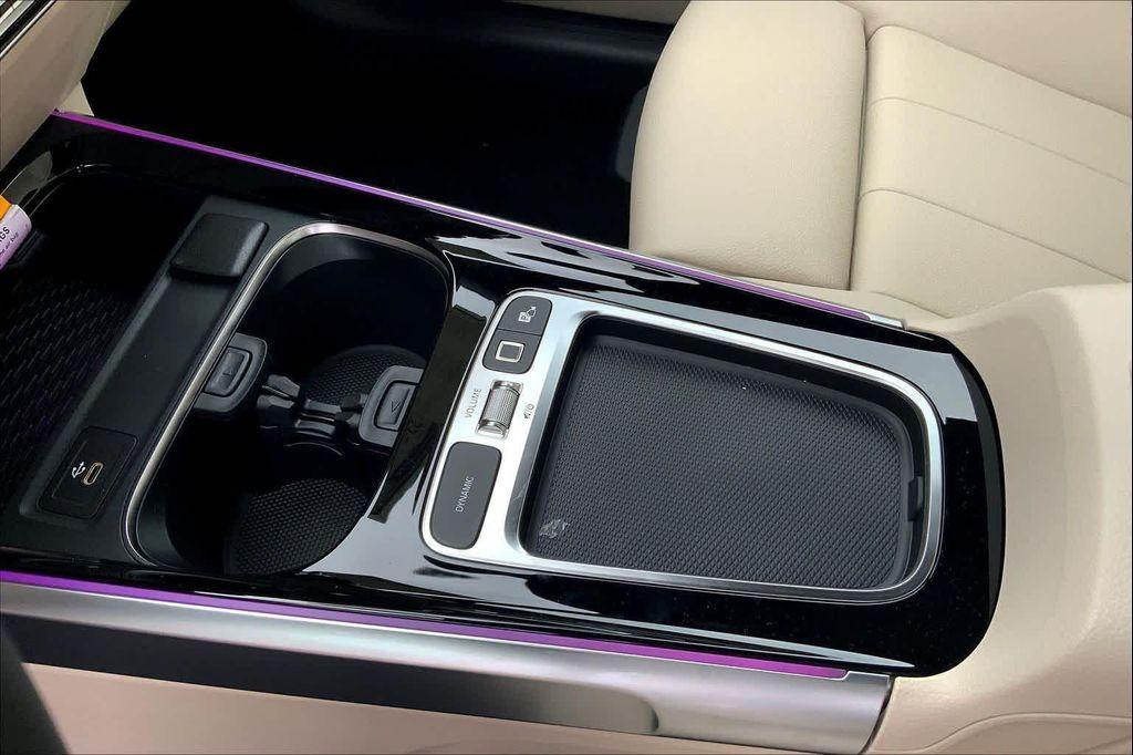 new 2026 Mercedes-Benz GLB 250 car, priced at $53,565