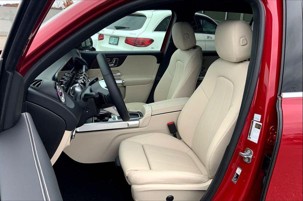 new 2026 Mercedes-Benz GLB 250 car, priced at $53,565