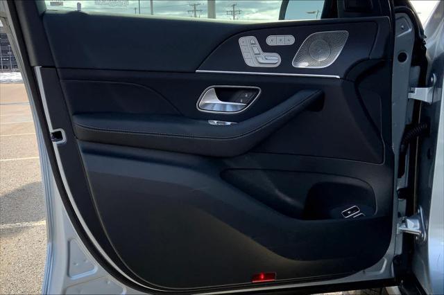new 2025 Mercedes-Benz GLE 450 car, priced at $88,740