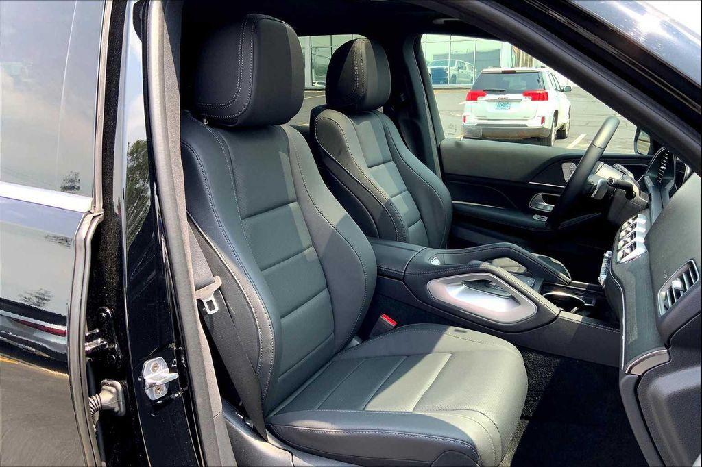 used 2025 Mercedes-Benz GLE 350 car, priced at $58,298