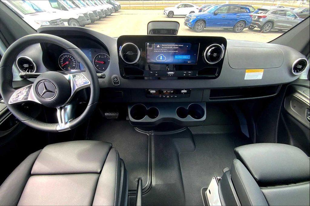 new 2025 Mercedes-Benz Sprinter 2500 car, priced at $67,072